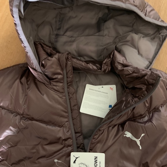 PUMA New Goose down Girls Puma Jacket. Size XL - Picture 5 of 8